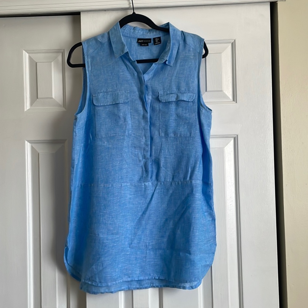 Jones New York blue linen top
